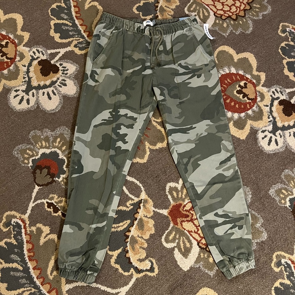 Old Navy Camo Joggers- S